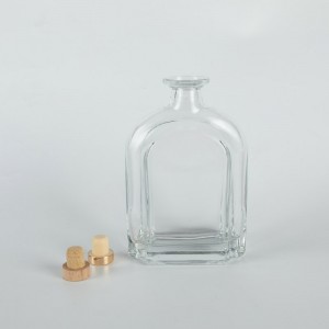 750ml Clear Flat Glass Brandy Bottle mei Cork Stopper